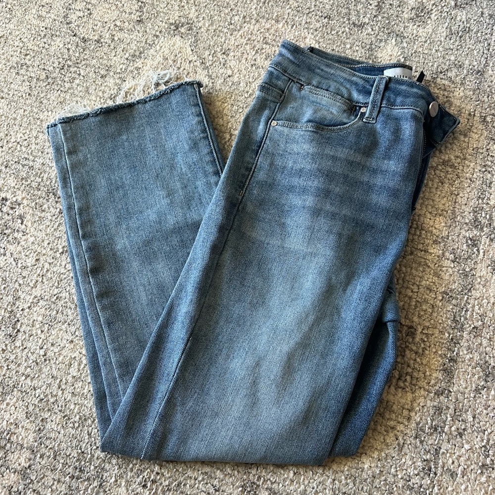 risen straight leg jeans